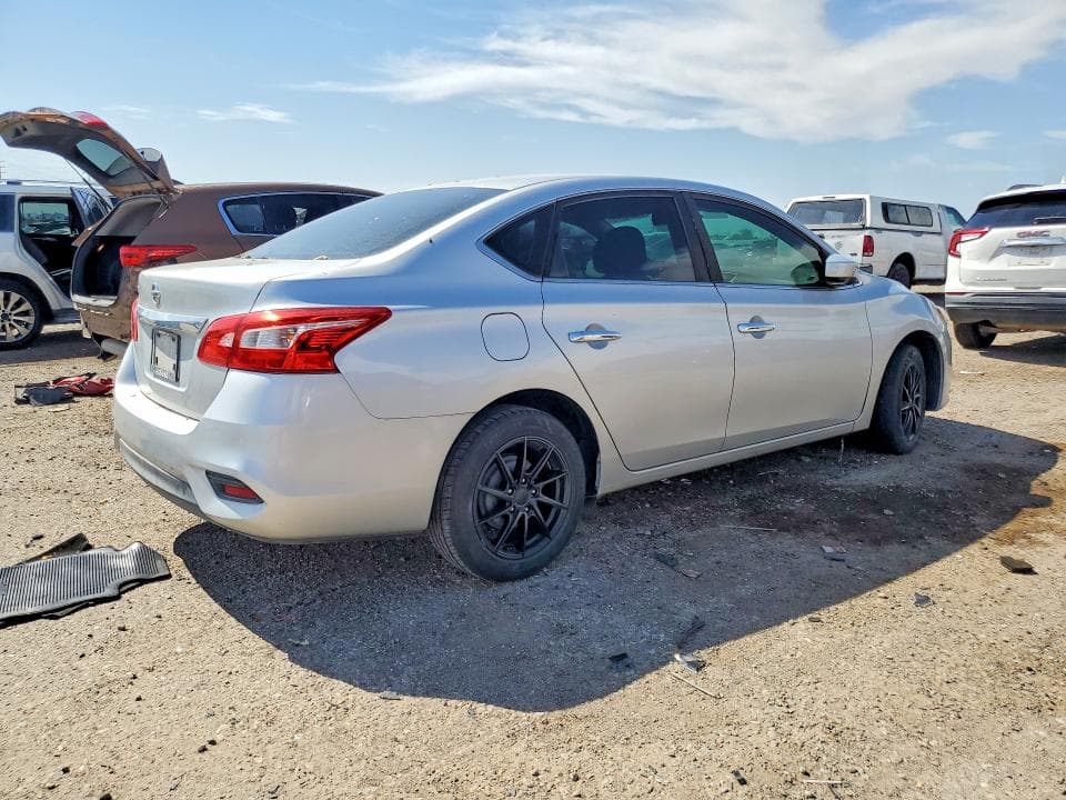2018 NISSAN SENTRA S 3