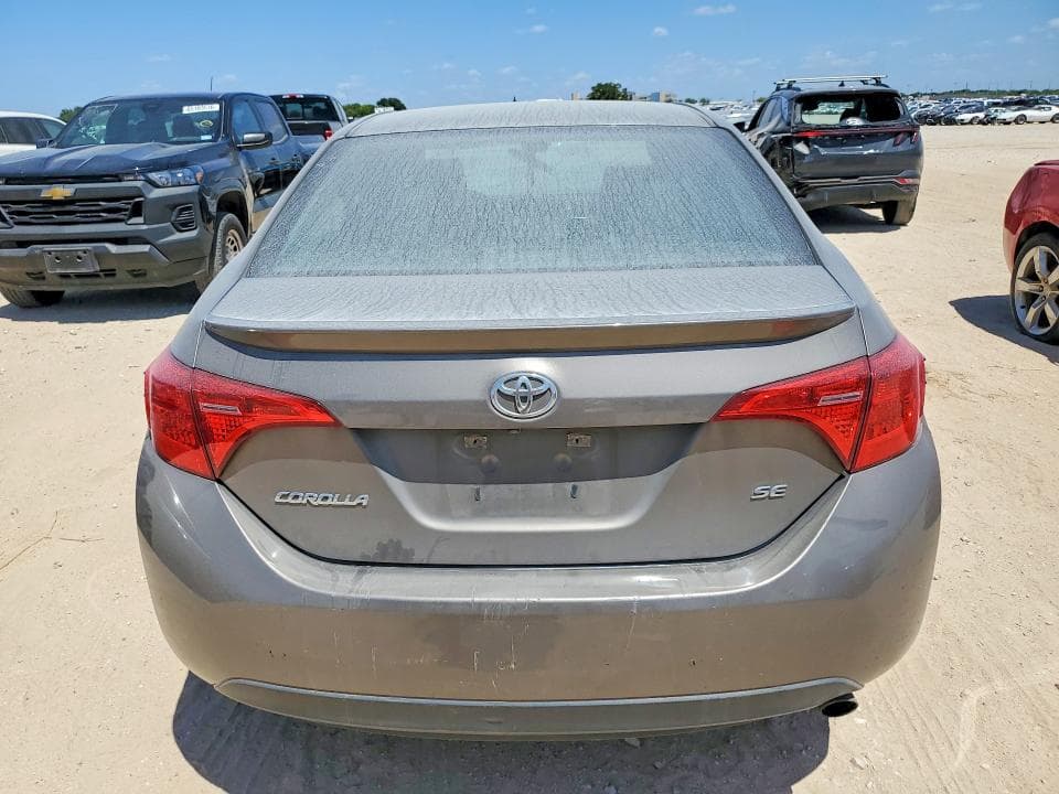 2017 TOYOTA COROLLA SE 6