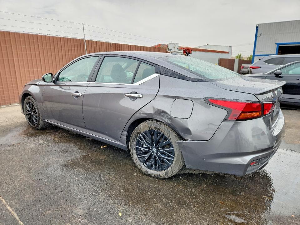 2025 NISSAN ALTIMA SV 2
