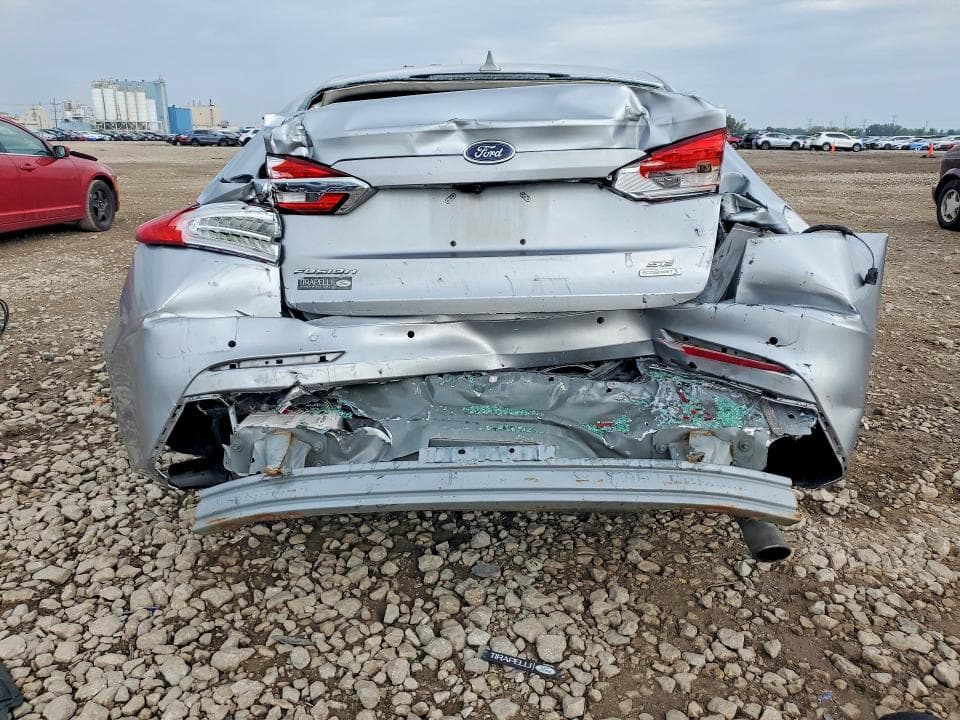 2020 FORD FUSION SE 6