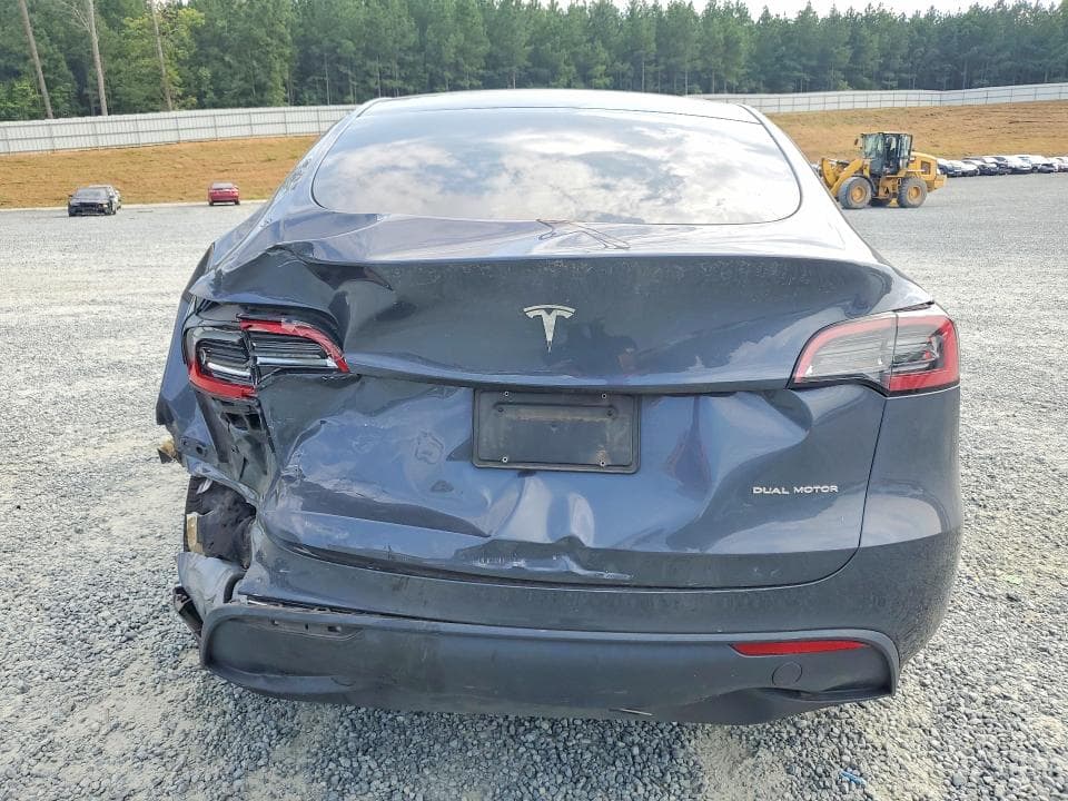 2023 TESLA MODEL Y 6