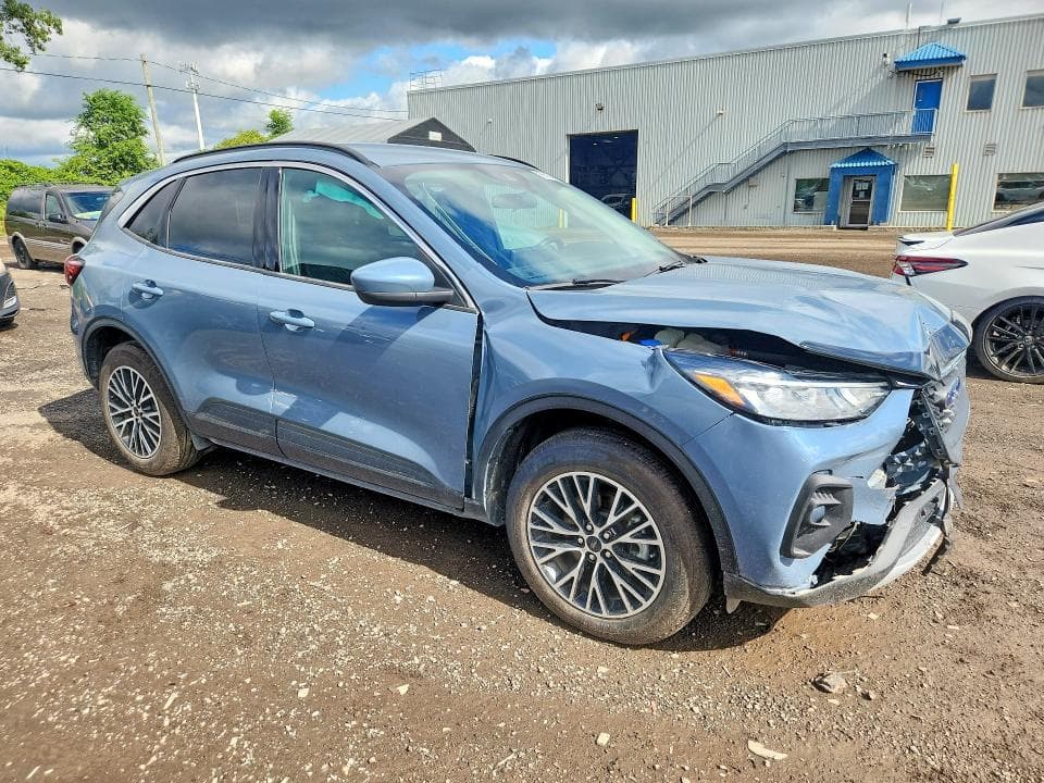 2024 FORD ESCAPE 4