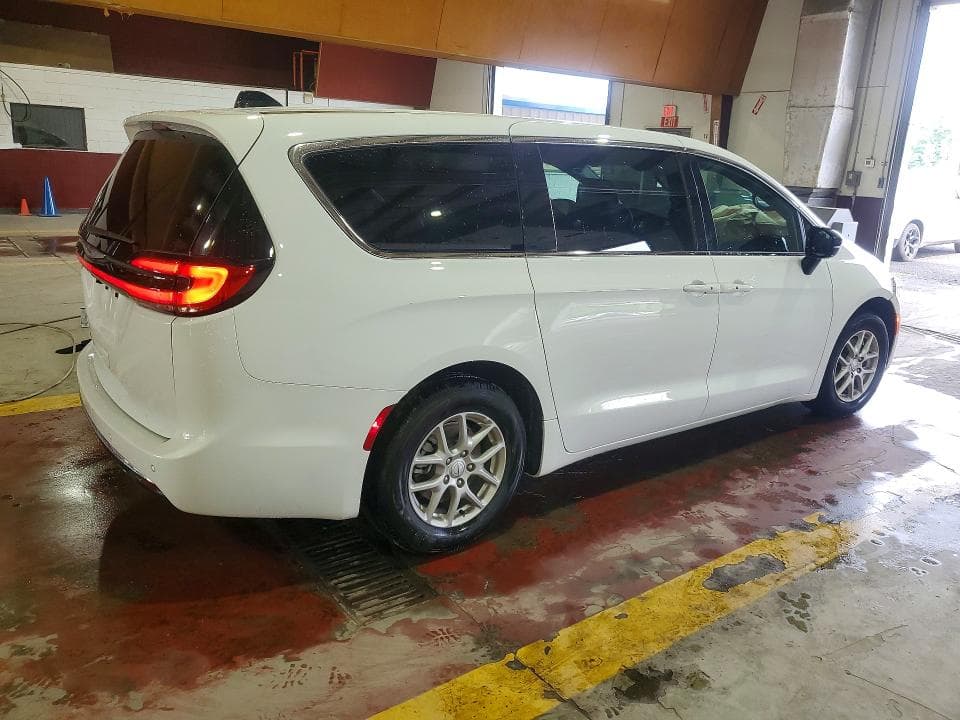 2026 CHRYSLER PACIFICA SELECT 3