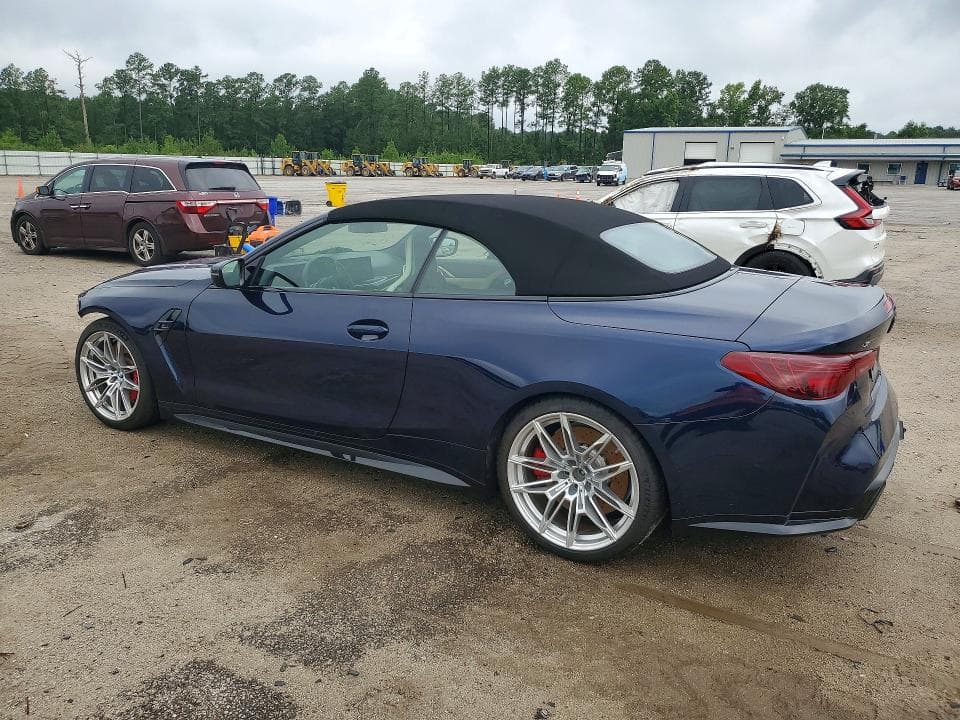2026 BMW M4 COMPETITION 2