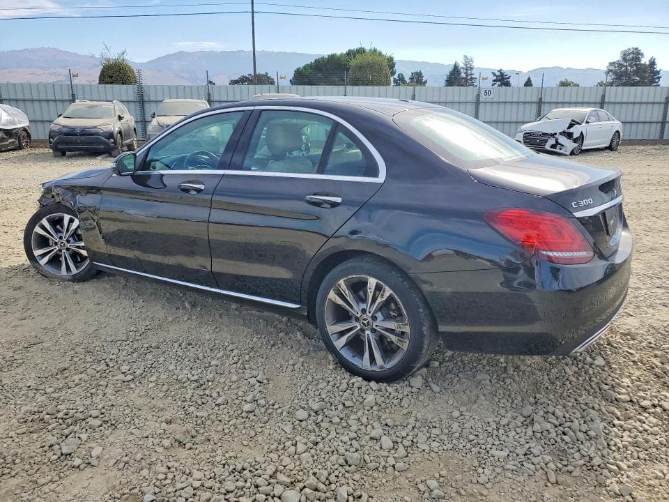 2021 MERCEDES-BENZ C 300 2