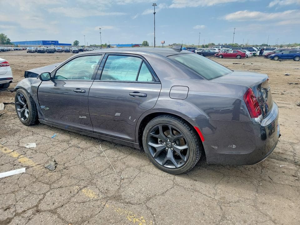 2021 CHRYSLER 300 TOURING 2