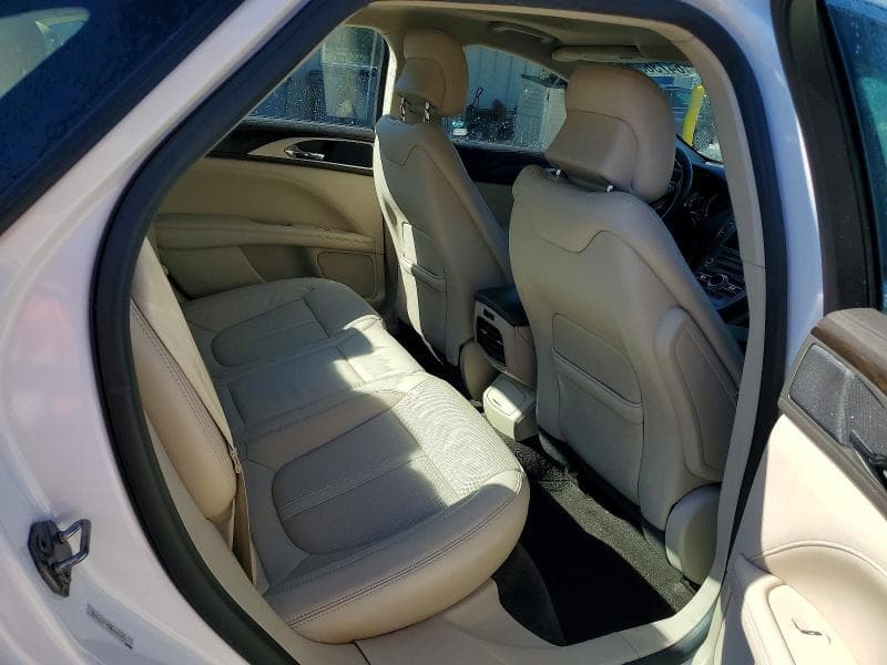 2017 LINCOLN MKZ RESERVE 10