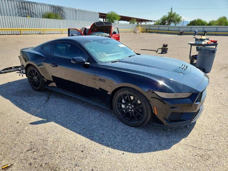 2025 FORD MUSTANG GT 4