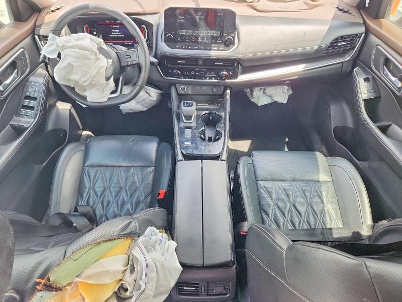 2021 NISSAN ROGUE PLATINUM 8