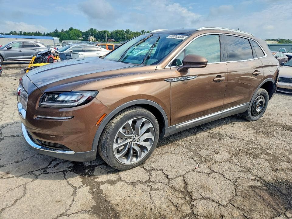 2022 LINCOLN NAUTILUS RESERVE - 1