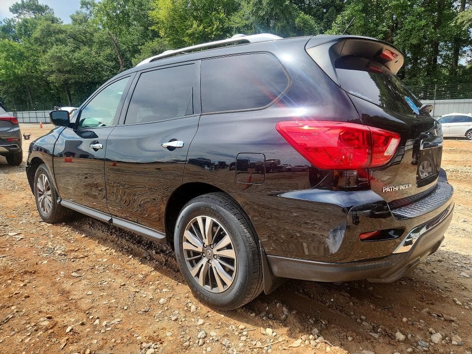 2018 NISSAN PATHFINDER S 2