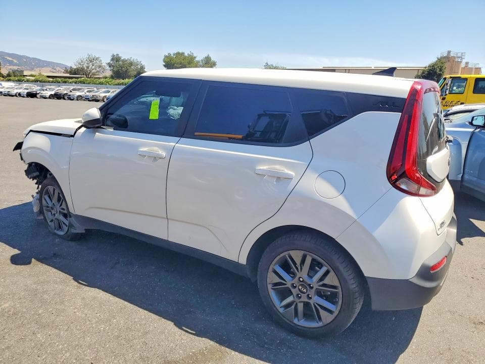 2021 KIA SOUL S 2