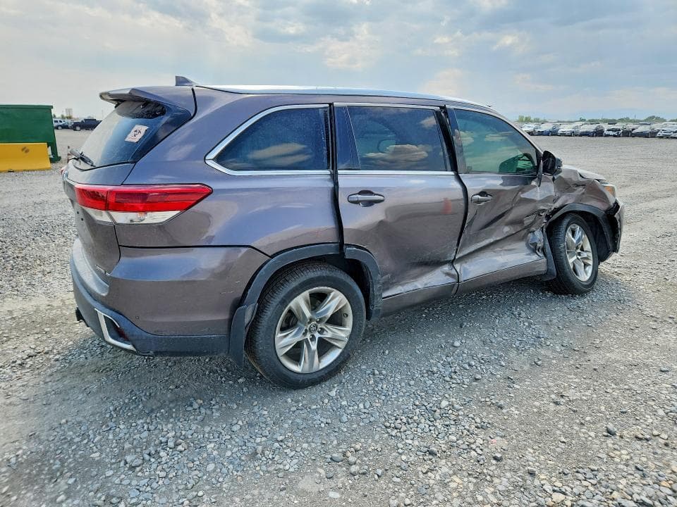 2019 TOYOTA HIGHLANDER LIMITED 3