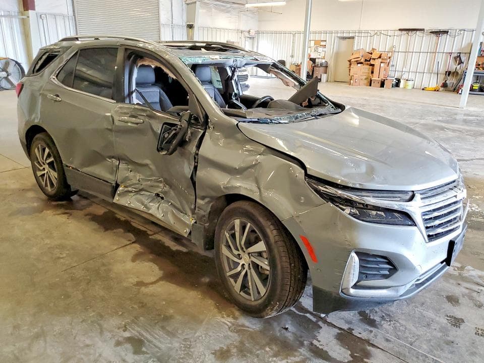 2023 CHEVROLET EQUINOX PREMIER 4