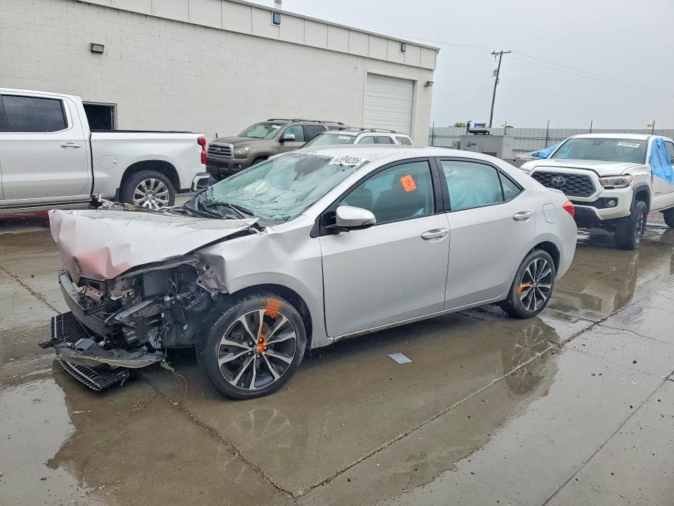 2019 TOYOTA COROLLA SE - 1