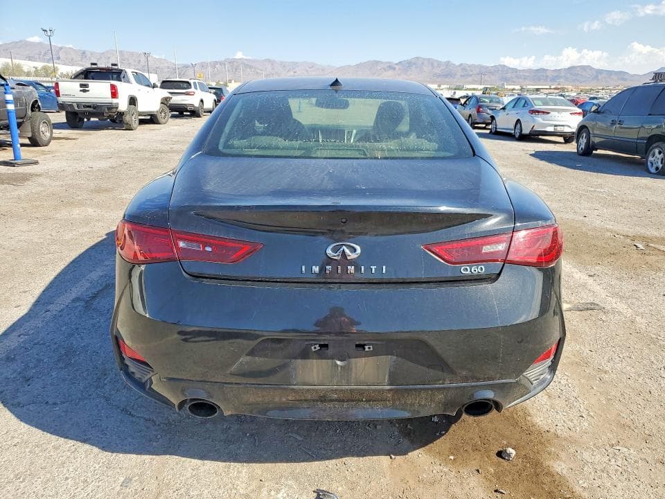 2017 INFINITI Q60 3.0T PREMIUM 6