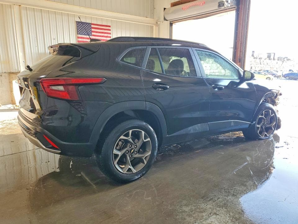 2025 CHEVROLET TRAX 1LT 3