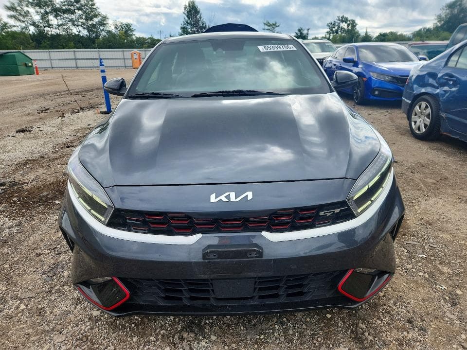 2023 KIA FORTE GT 5