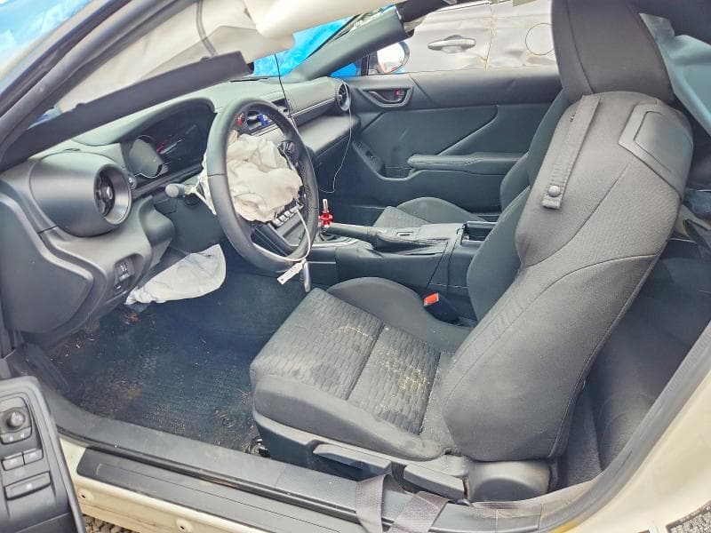 2023 TOYOTA GR86 BASE 7