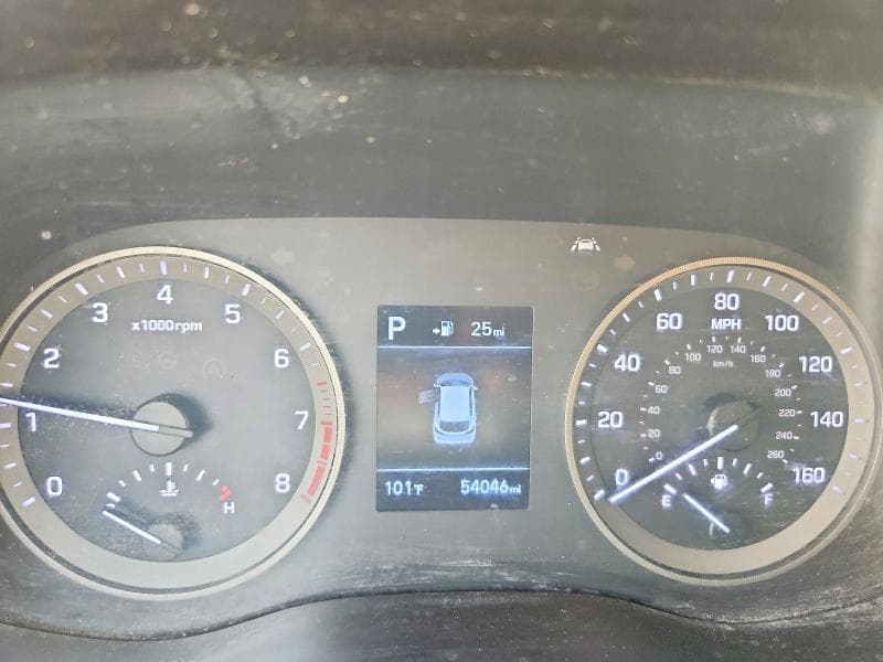 2019 HYUNDAI TUCSON SE 9