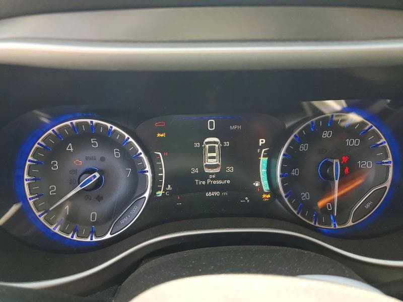 2023 CHRYSLER PACIFICA TOURING L 9
