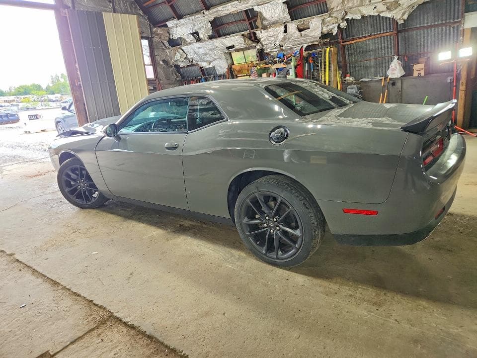 2023 DODGE CHALLENGER SXT 2