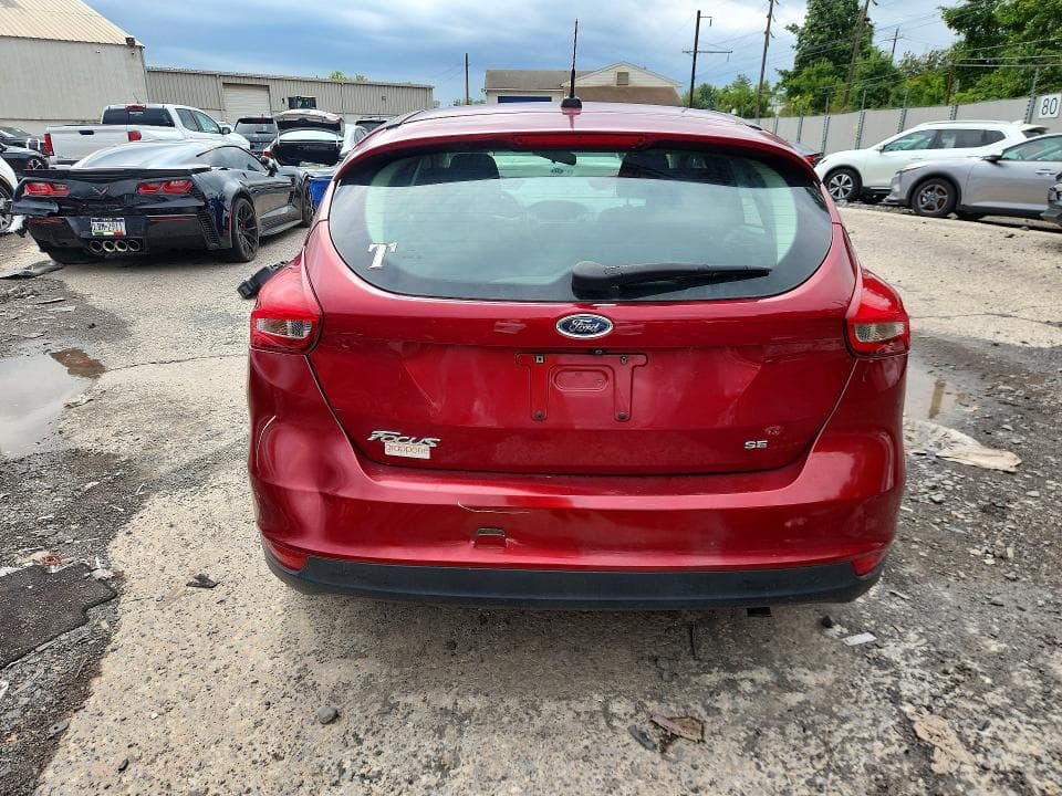 2017 FORD FOCUS SE 6