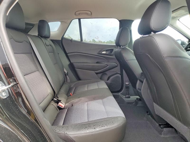 2025 CHEVROLET TRAX 1LT 11