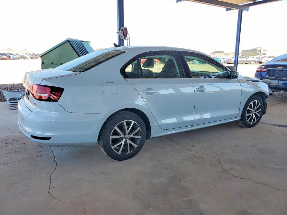 2017 VOLKSWAGEN JETTA SE 3
