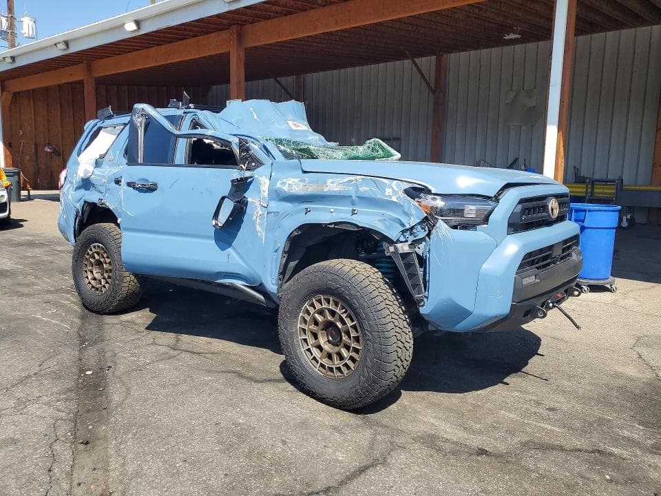 2026 TOYOTA 4RUNNER SR5 4