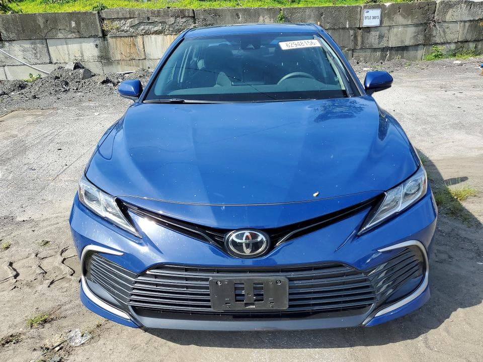 2023 TOYOTA CAMRY LE 5