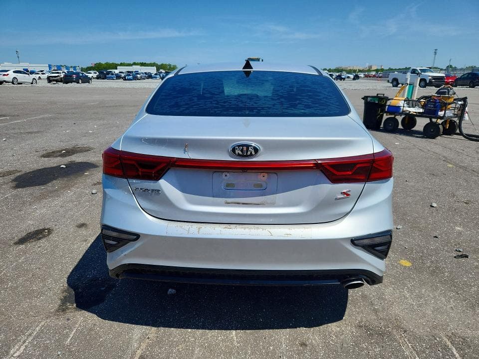 2019 KIA FORTE S 6