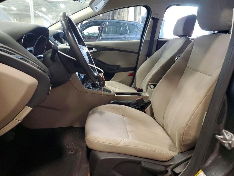 2017 FORD FOCUS SE 7