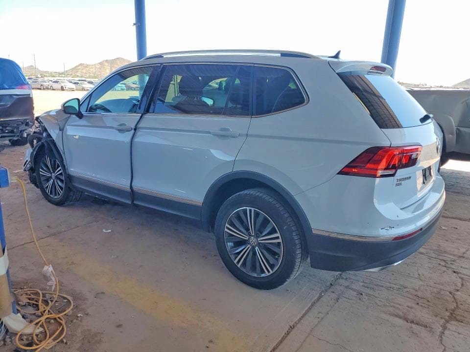 2018 VOLKSWAGEN TIGUAN SE 2