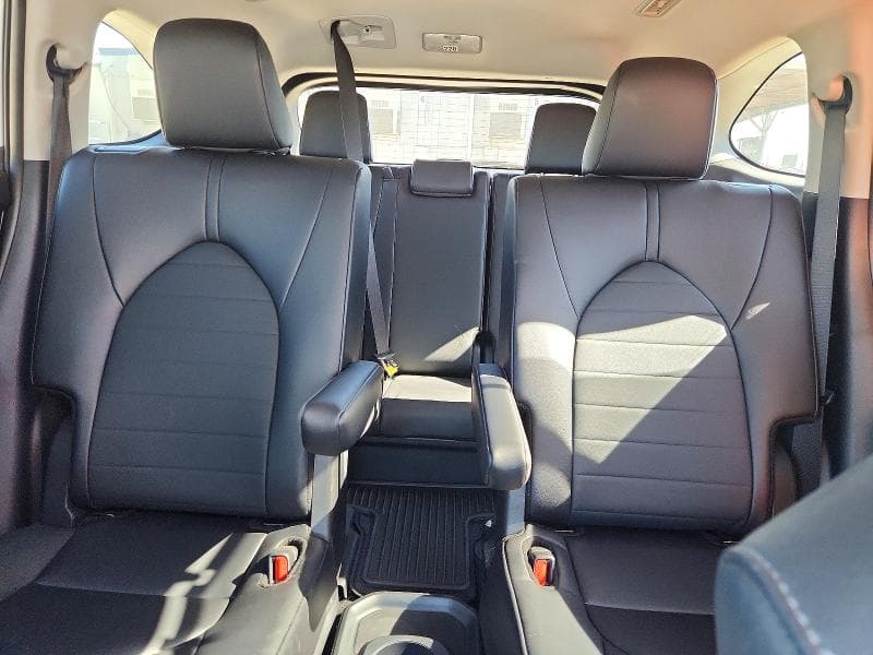 2024 TOYOTA HIGHLANDER XLE 10