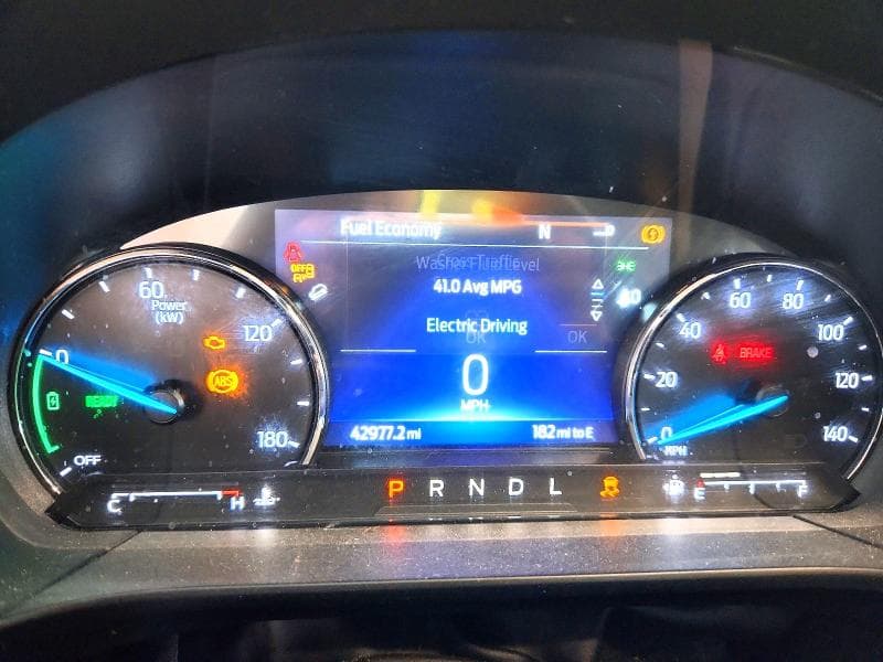 2021 FORD ESCAPE SE 9