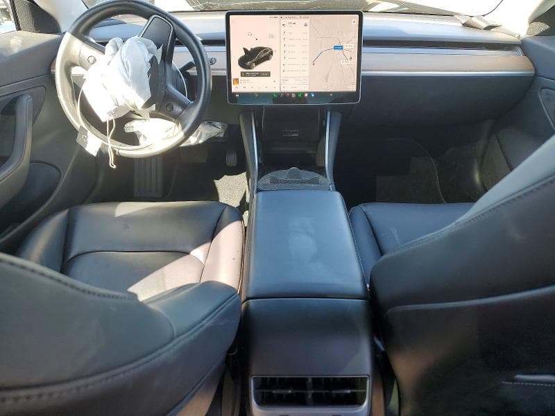 2018 TESLA MODEL 3 8