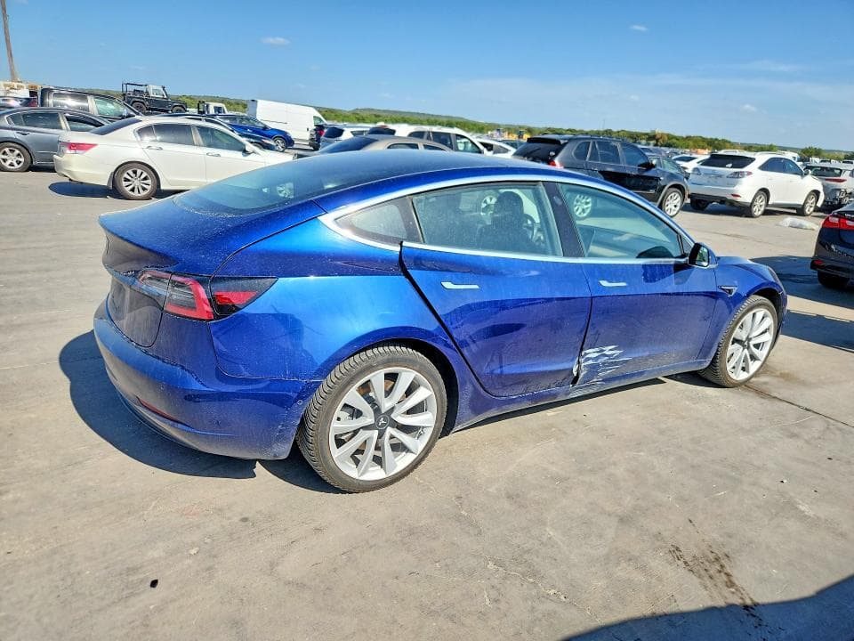 2018 TESLA MODEL 3 3