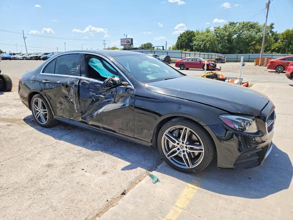 2018 MERCEDES-BENZ E 300 4MATIC 4