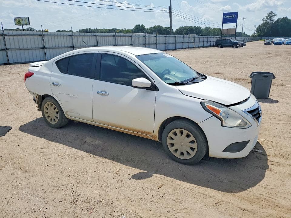 2019 NISSAN VERSA SV 4