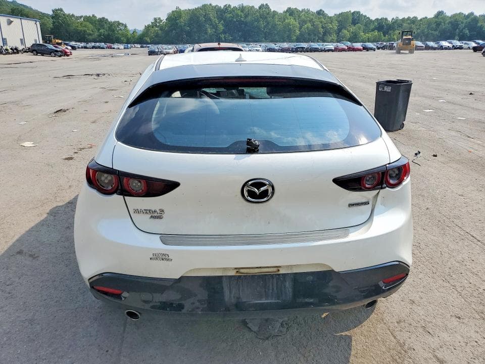 2021 MAZDA 3 PREMIUM 6