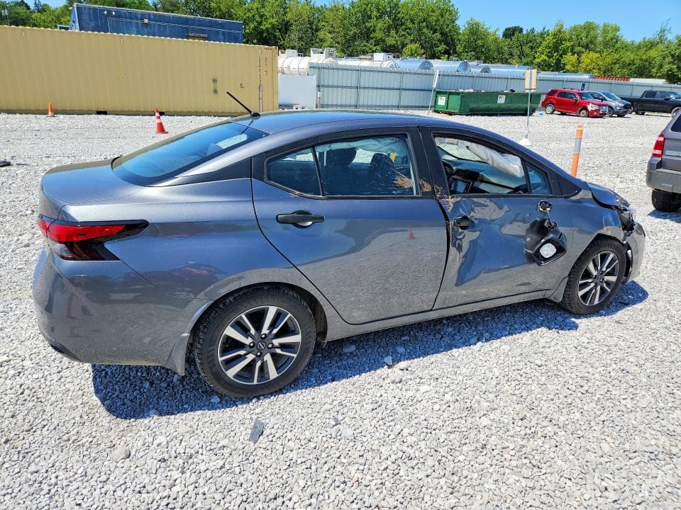 2024 NISSAN VERSA S 3