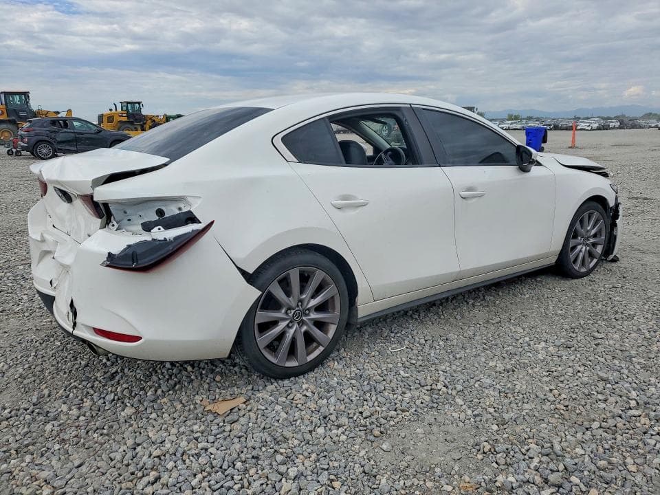 2020 MAZDA 3 SELECT 3