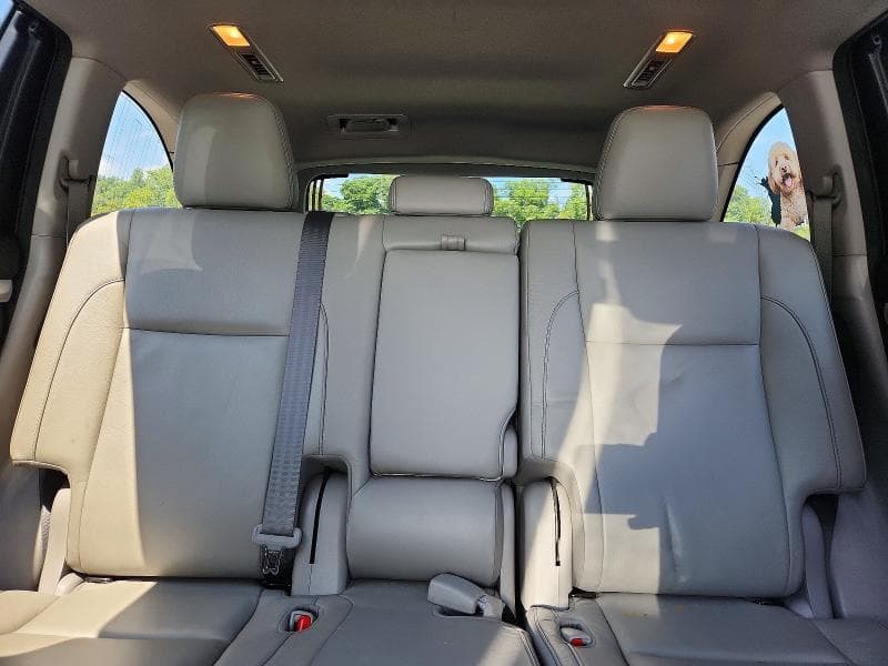 2017 TOYOTA HIGHLANDER XLE 10