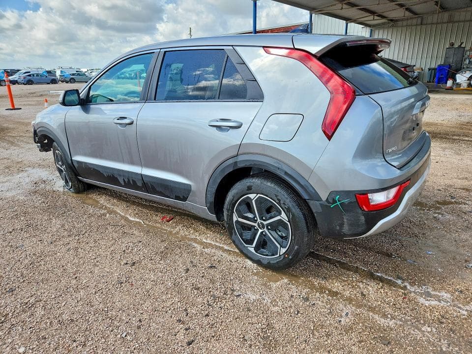 2026 KIA NIRO LX 2