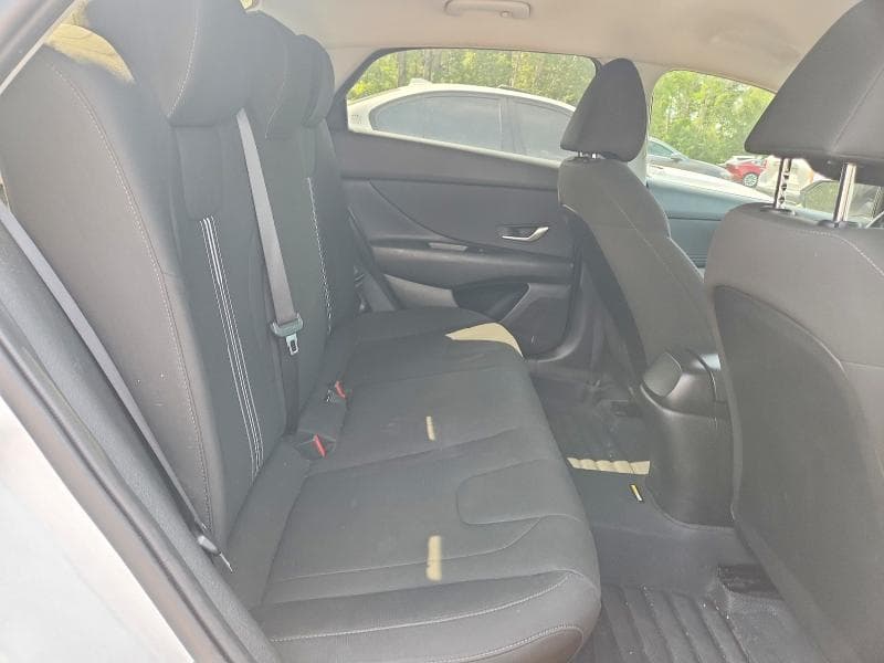 2021 HYUNDAI ELANTRA SEL 10