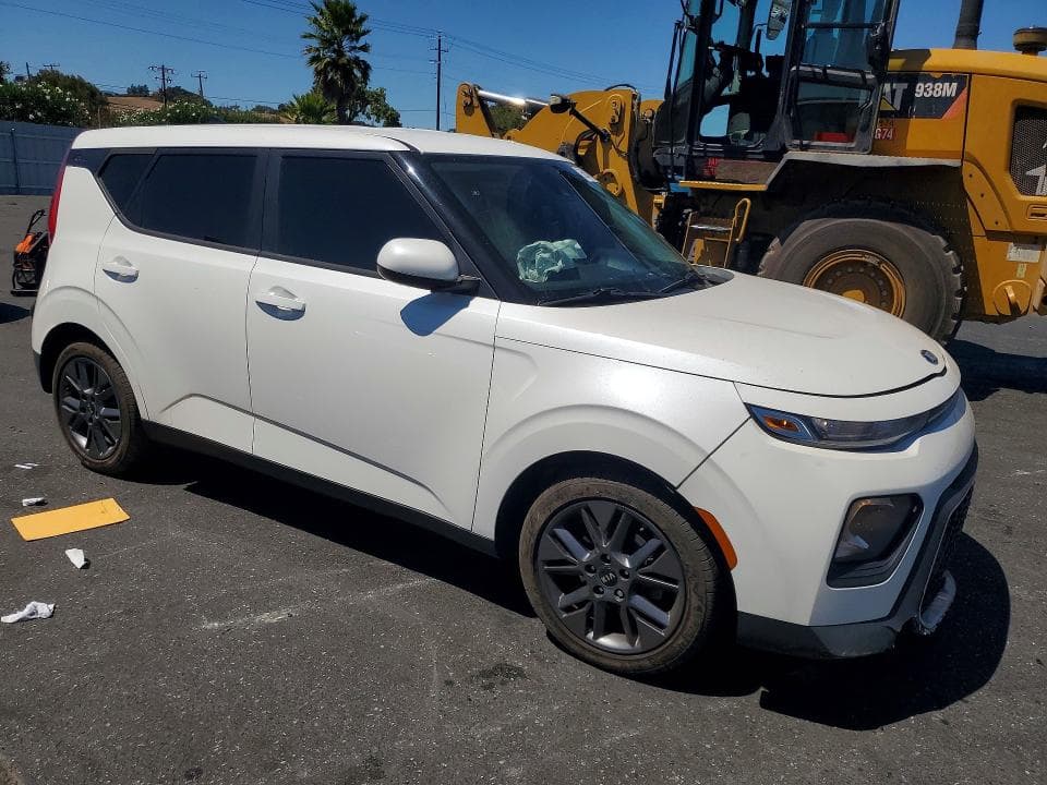 2021 KIA SOUL S 4