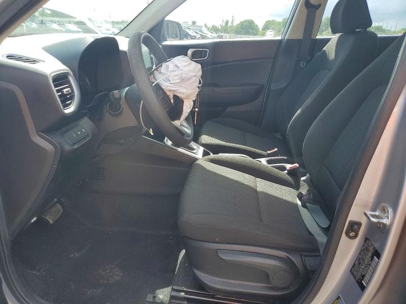 2020 HYUNDAI VENUE SE 7