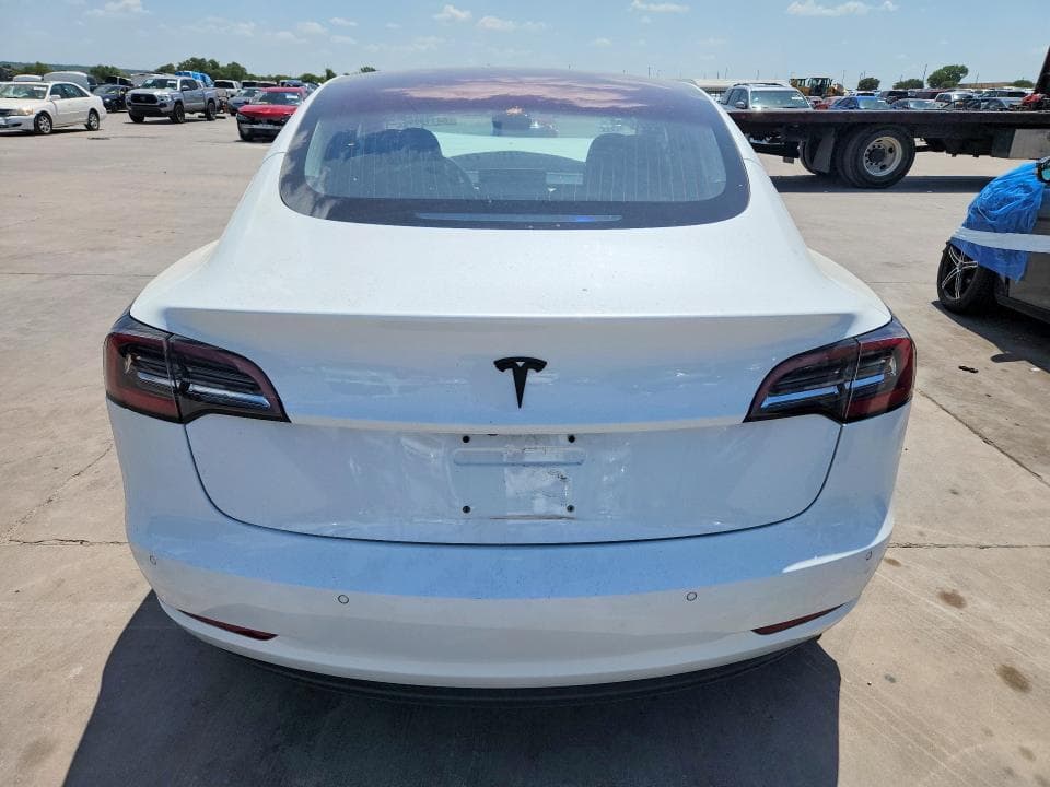 2018 TESLA MDL Y 4D STD 6