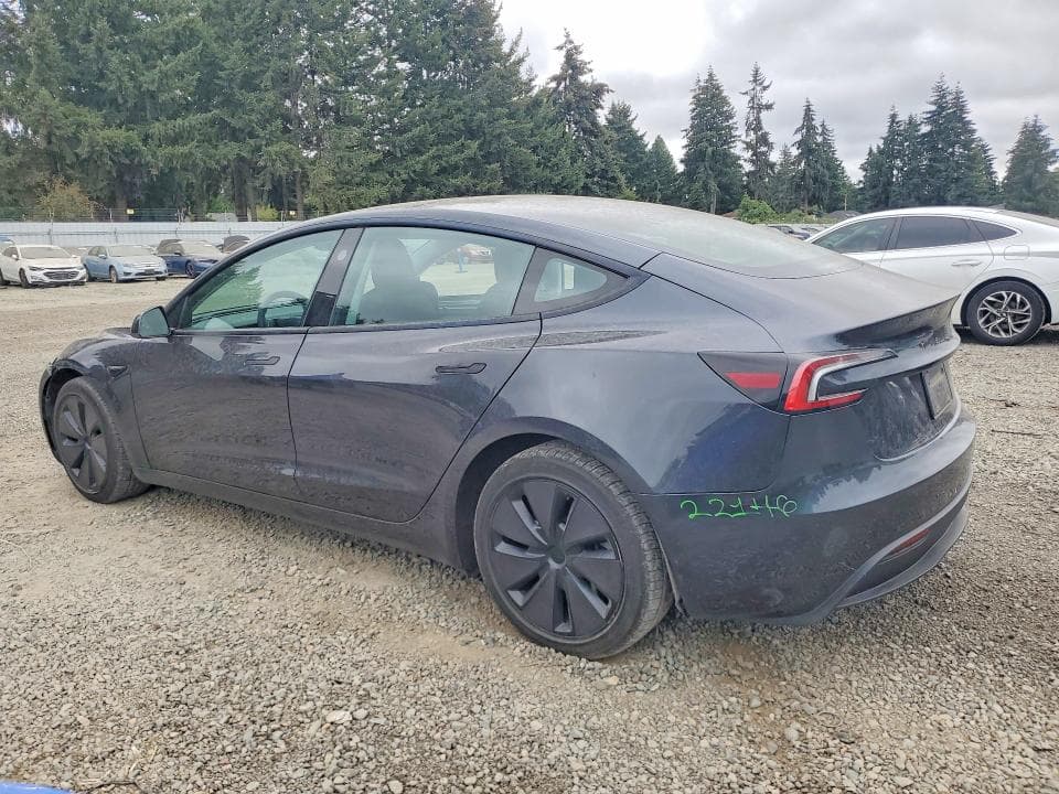 2024 TESLA MODEL 3 2